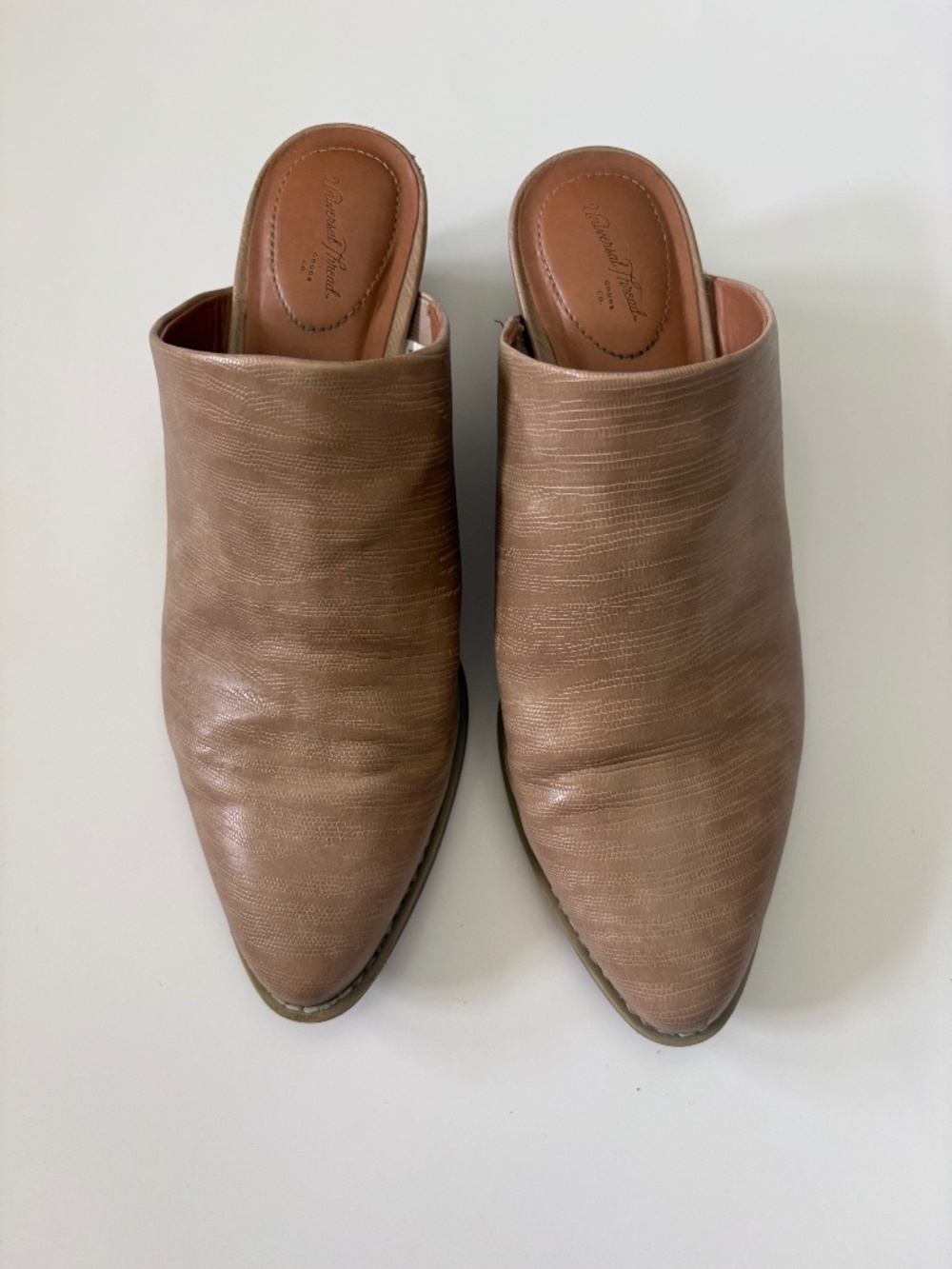 Universal Thread  tan mules